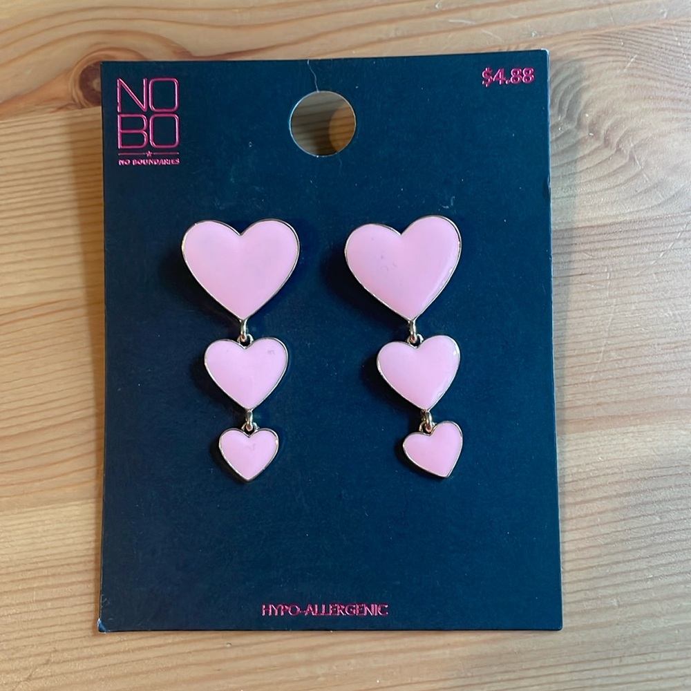 3 Tier Pink Heart Dangly Earrings 🩷